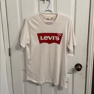 Levis t-shirt